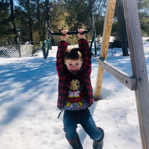 Meet your Posher, Dennis